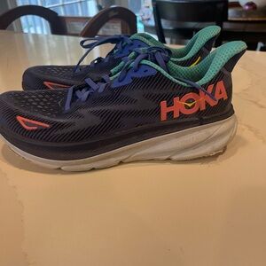 Hoka Clifton 9